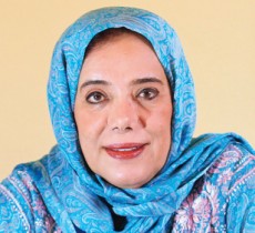 د. موزة غباش، رئيسة رواق عوشة الثقافي في حديث جريء عن تمكين المرأة